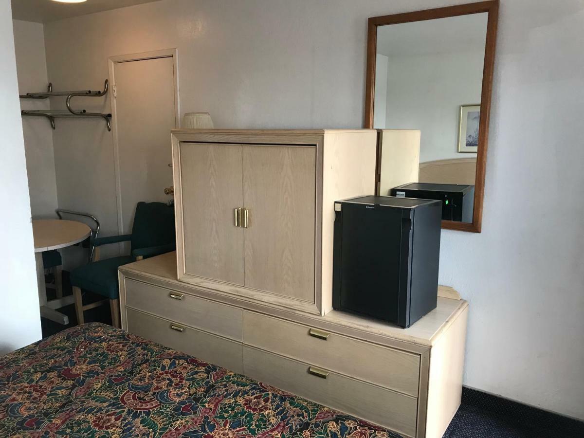 American Budget Inn And Suites-موديستو، كاليفورنيا المظهر الخارجي الصورة